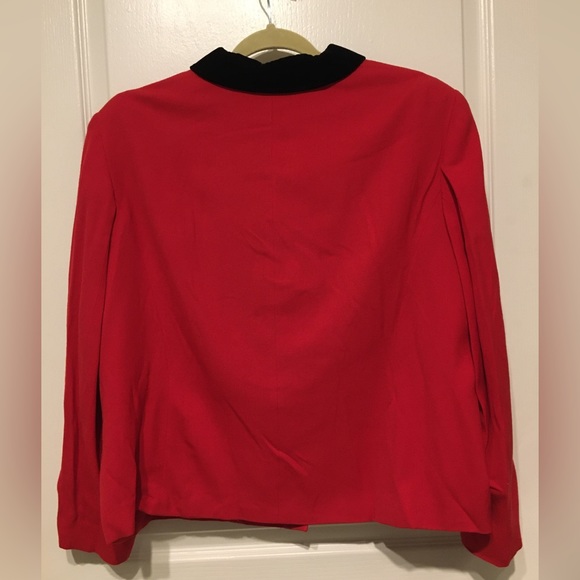Red Jacket With Velvet Collar & Frog Closures Sz 22 - Picture 3 of 3